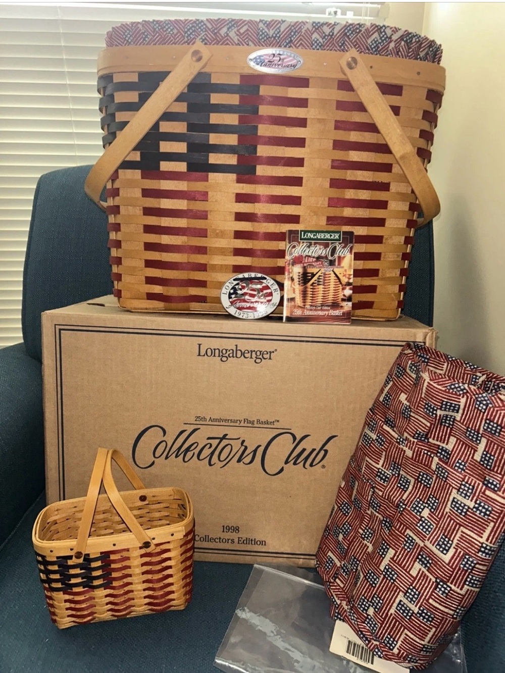 Longaberger 1998 Collectors Club 25th Anniversary Flag Basket Set Combo /2 Liner